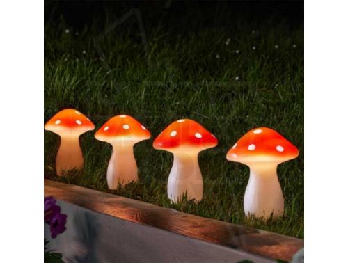 LAMPES SOLAIRES CHAMPIGNONS FÉÉRIQUES SUR PIQUETS - LOT DE 4