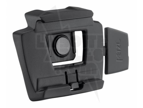PLATINE PERMETTANT DE FIXER UNE LAMPE FRONTALE SUR UN CASQUE PETZL